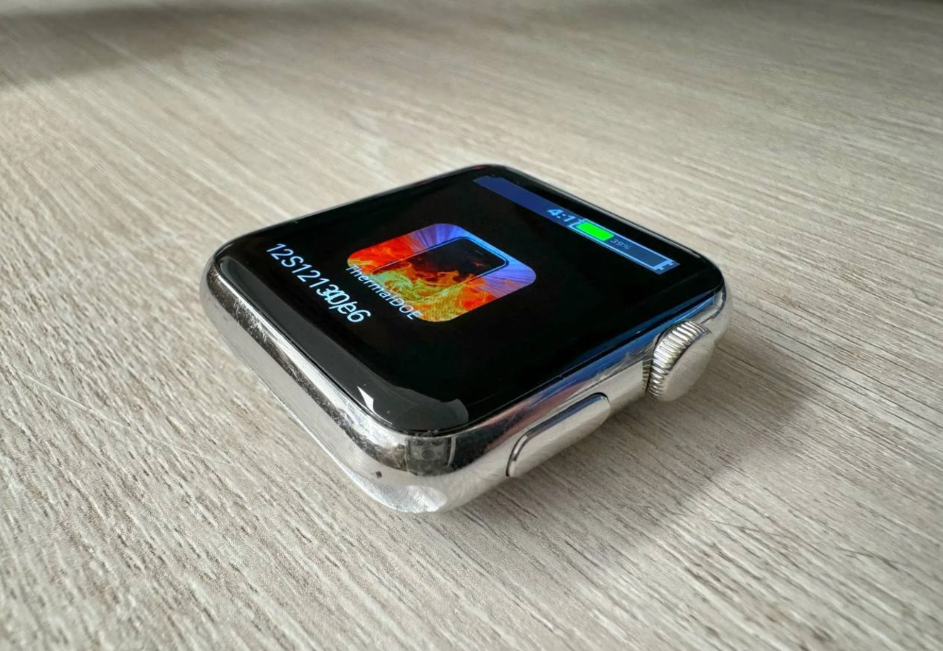 Привіт з 2013-го. Небачені раніше фото одного з найперших прототипів Apple Watch